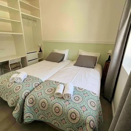 New House Near Main Street Close Praiagrande * Colares